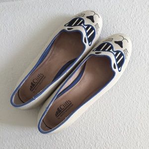 Cat Flats Cliffs by White Mountain 8 M